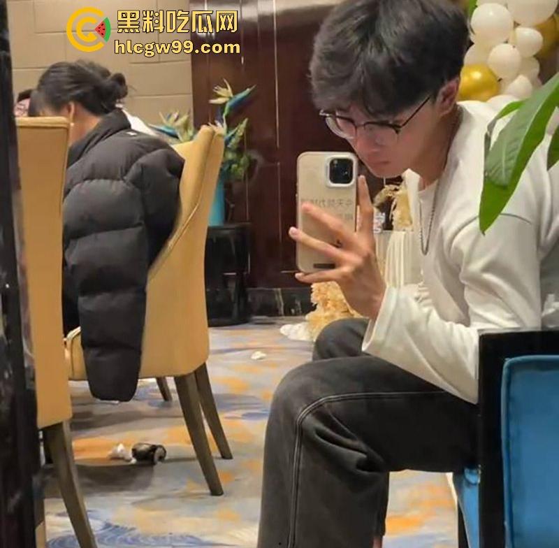 盘锦布车酒吧do爱瓜辽油三高【王庸昊】酒吧做爱 监控下两人无惧羞涩 不雅视频全网疯传！-6