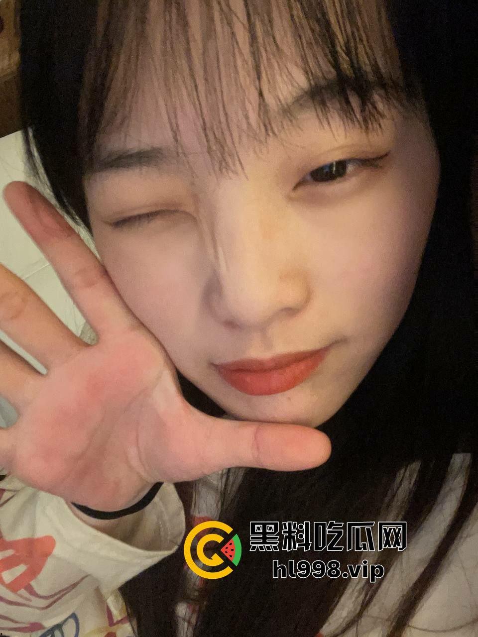 东莞厂妹寂寞难耐！盼佛山于总来解渴，把骚穴干肿到她坐不下！-7