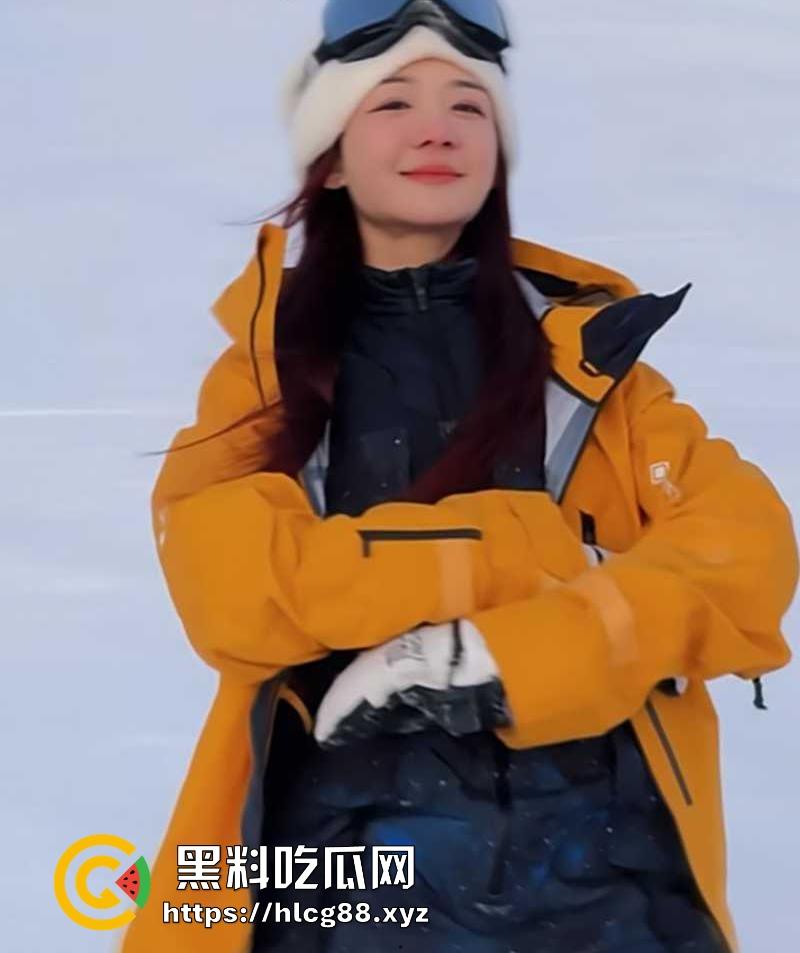 抖音500万粉丝网红【千一】因滑雪练习16米跳台出意外 口吐鲜血 双腿粉碎性骨折！-6