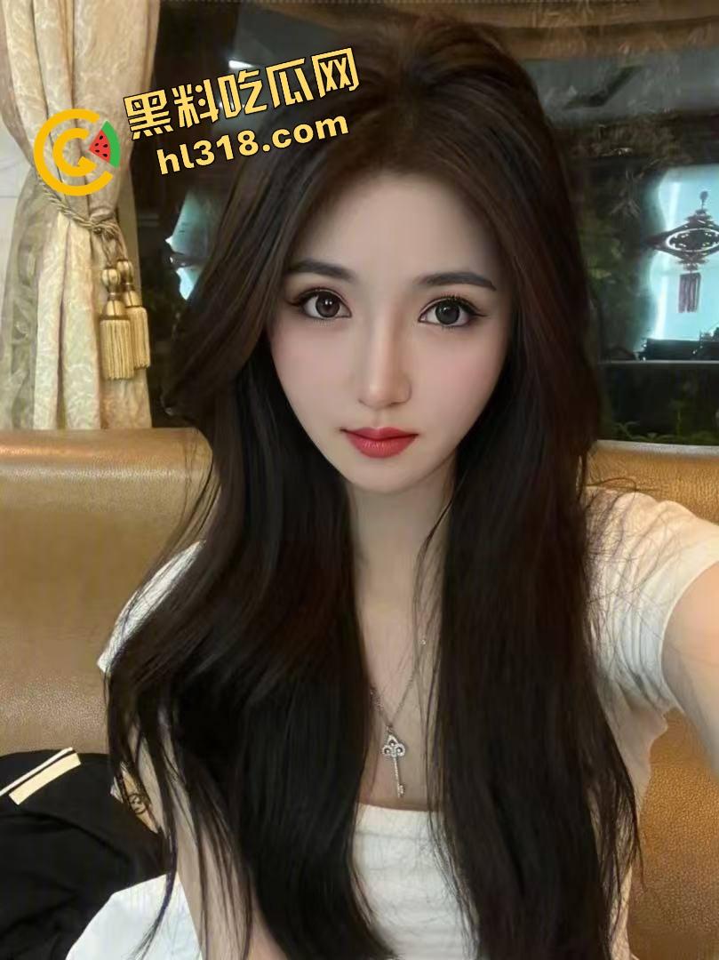 闺蜜互咬玩疯了姐妹反目，闺蜜抢男人翻脸撕逼，自爆跟姐妹服侍金主3P群交，姐妹一起下水谁都不洗白！-1