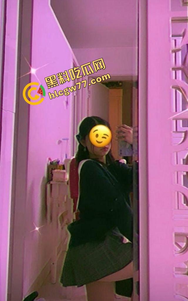 南州传媒学院【罗宪】奶子蜜桃臀双杀全宿舍男人梦中常驻，讲台上的优等生，后入时夹得你腿软的母狗！-4