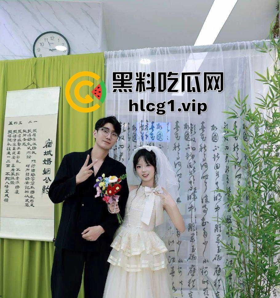 南京新娘出轨门震撼曝光！结婚前夜穿婚纱和前任深入交流，绿了新郎一片草原！-5