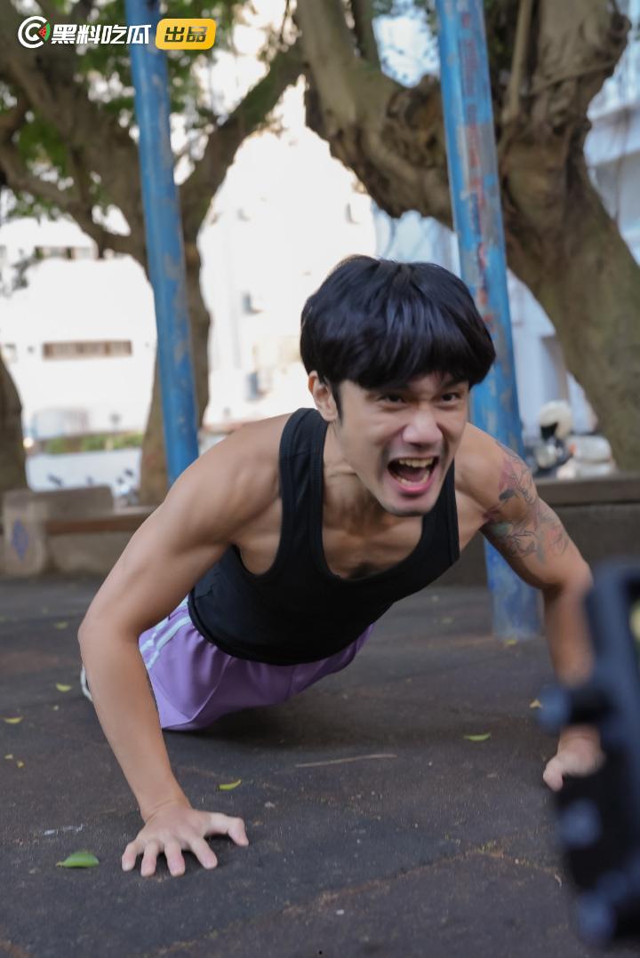 黑料吃瓜网出品-《江南第一小屌童锦程798&吴柳芳之花小龙&王老师爱情故事》第三集！-6