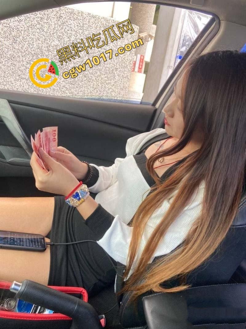 山东男子22年婚姻绿帽不断，两孩子非亲生，人财两空，骚妻与堂兄偷情视频流出，身材一流，淫荡不堪！-2