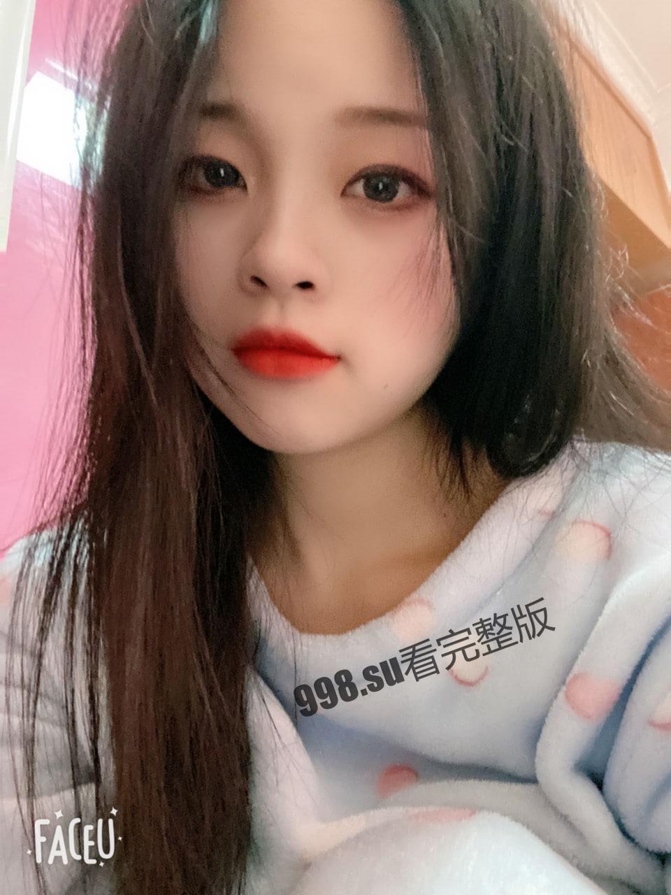 羞涩良家御姐小米一对一，初次下海很真实很有韵味-1