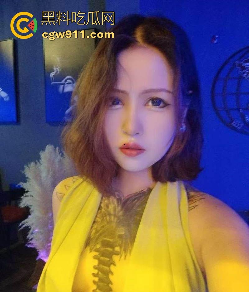 开封王婆说媒再次火爆全网！02年契约兽【修妍奇】上台征婚 ，玩小众圈子的极品魅魔！-16