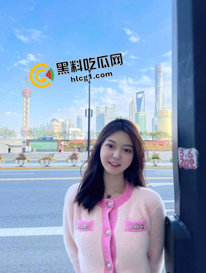 探花女主都能开？99年美女【李思瑶】下海 被实名吐槽大黑逼 我看这也不黑啊-8