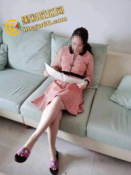 黑丝高跟鞋少妇【钱娜】足交夹鸡巴口爆吞精，全身上下都是用来爽的肉，全程欠干欠射！-2