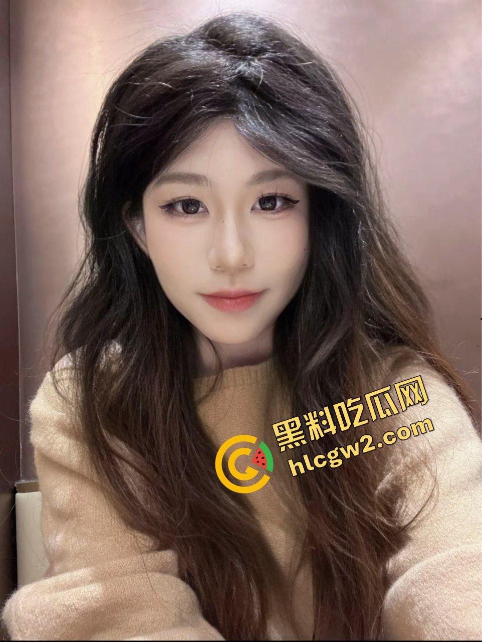 原创曝光！抖音极品机车女孩反差网红『雨季』被男友无缝衔接出轨 性爱自拍惨遭流出！-6