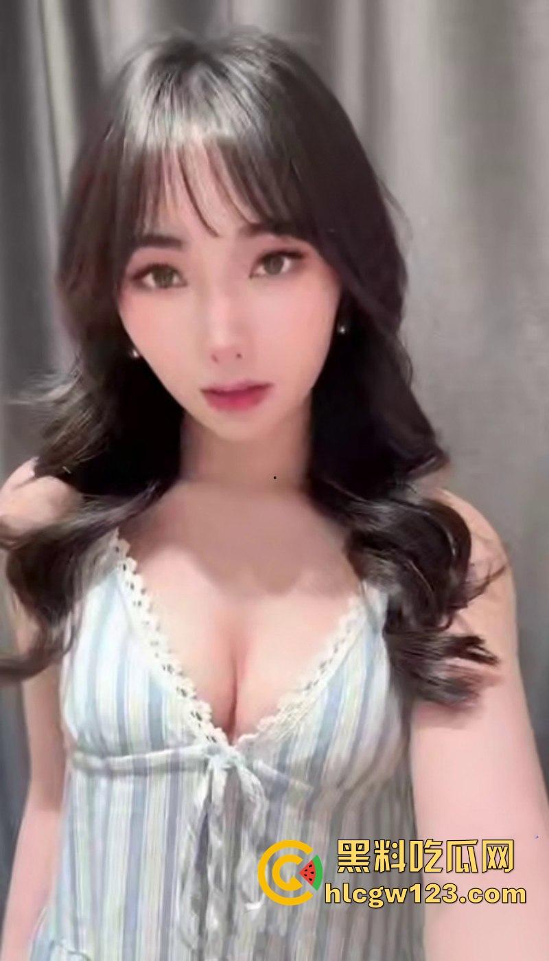 海角乱伦大神 姐姐的奶味 与巨乳姐姐互换体位疯狂舔穴 浓精内射子宫深处！-1