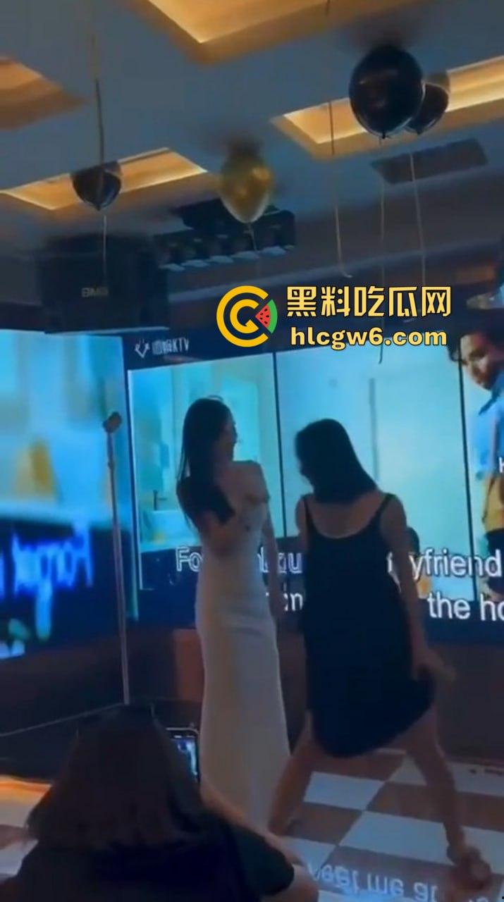 曼谷红浪漫KTV震撼开场，扶手女颜值身材吊打国内选手，青云志还靠谁扶？兄弟们咱们一起去泰国撒币去！-4