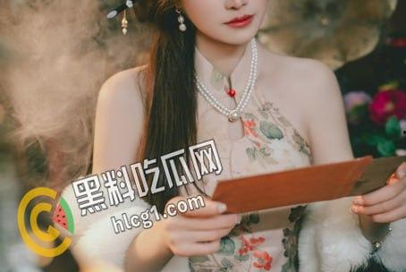 绝美身材大V 鹿八岁baby 旗袍定制私拍现场 极品的身材 绝美的脸蛋 妖娆加妩媚的曲线 真是太顶了-2