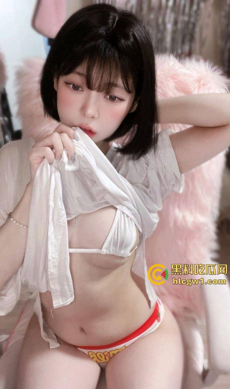 韩国极品反差骚货【Yudi】！巨乳肥臀裹上勾丝裤，花式写真勾魂摄魄，床上骚浪到让人欲罢不能！-14