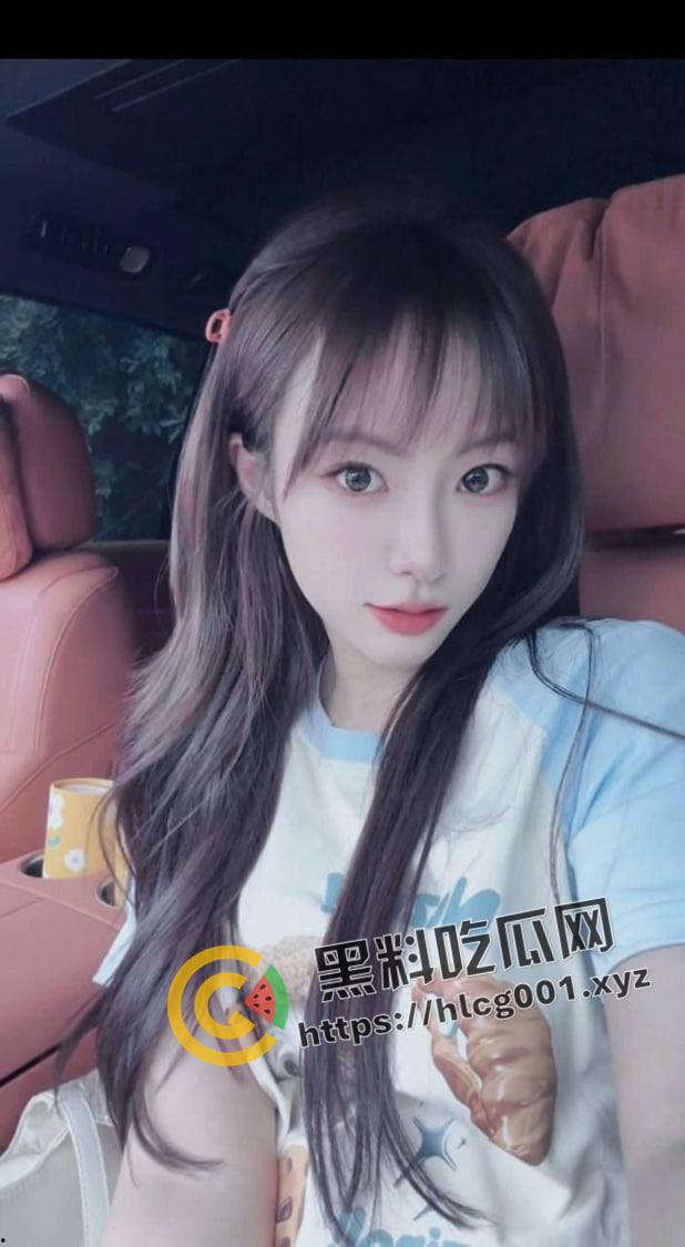 南京艺术学院【刘静雯】约炮体育生 被干到窒息 身材极品的肉便器 不愧是艺术生-3