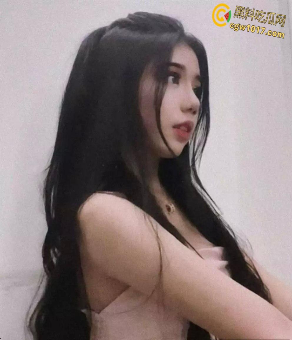 IG极品网美【贤婷】露脸揉奶自慰视频流出，完美身材展现极致曲线，顶级炮架子身材 尽显反差诱惑！-6