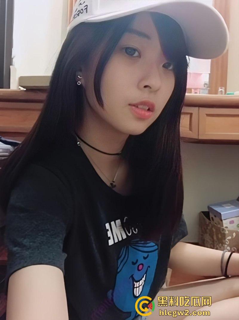 独家黑料！陕西师范大二学生【陆云娇】为挣零花钱给老男人做性奴 表面傻白甜人后骚浪贱-2