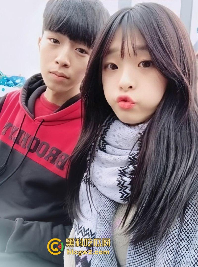 独家黑料！陕西师范大二学生【陆云娇】为挣零花钱给老男人做性奴 表面傻白甜人后骚浪贱-8