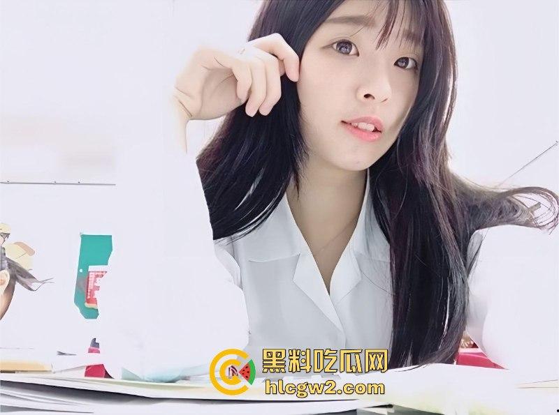 独家黑料！陕西师范大二学生【陆云娇】为挣零花钱给老男人做性奴 表面傻白甜人后骚浪贱-17