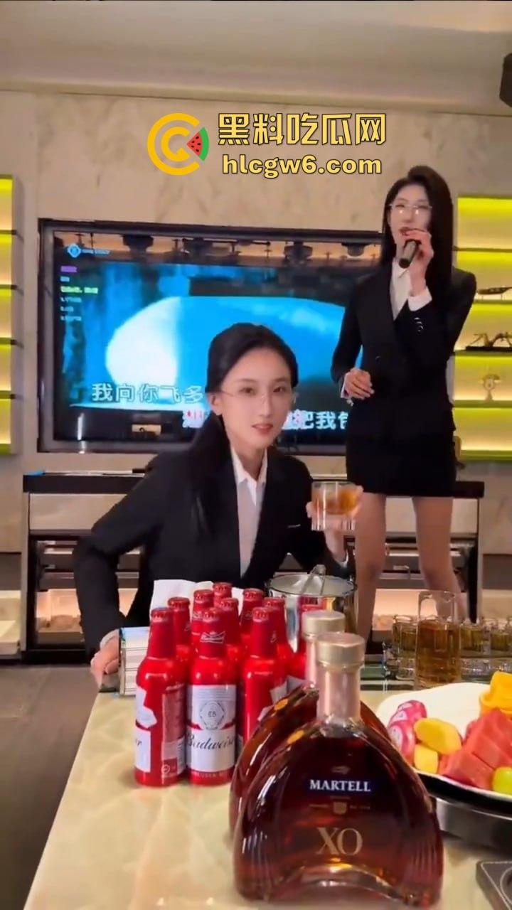 山东KTV传说中的行政套餐！天道酬勤的行政OL包臀裙女秘书，服务到位，难怪公务员考试报名人数年年创新高！-19