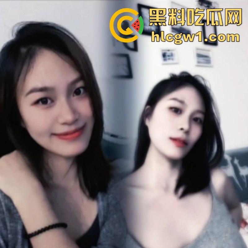 独家曝光!快手福利主播【胸照样凶】表面直播擦边 私底下粉丝付费一对一来者不拒 直接开会议视频裸聊自慰抠逼!-4