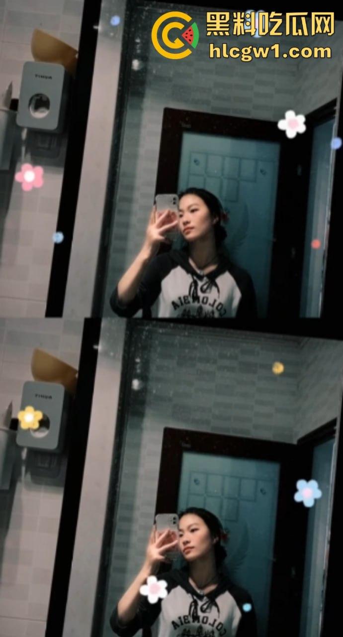 独家曝光!快手福利主播【胸照样凶】表面直播擦边 私底下粉丝付费一对一来者不拒 直接开会议视频裸聊自慰抠逼!-15