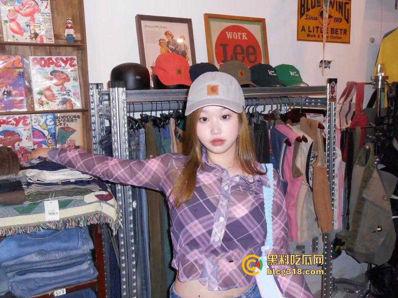 杭州师范大学巨乳学妹【林澄澄】微胖小母狗，年纪不大，骚逼雀黑堪比新西兰乌金鲍，不知道有多少人操过！-5