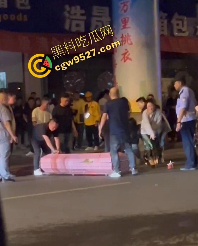 酒壮怂人胆？河北辛集醉酒的走路醉驾的开车，一个敢晃一个敢撞，硬是把命喝没了！-2