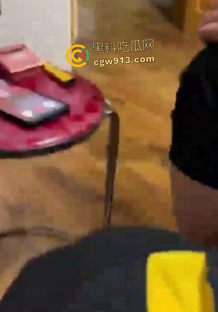 集美两头爽吃被双男揭穿！张勇舔狗订婚砸钱陪睡，发现后直接联系集美的姐姐当面对质，百口莫辩！-7