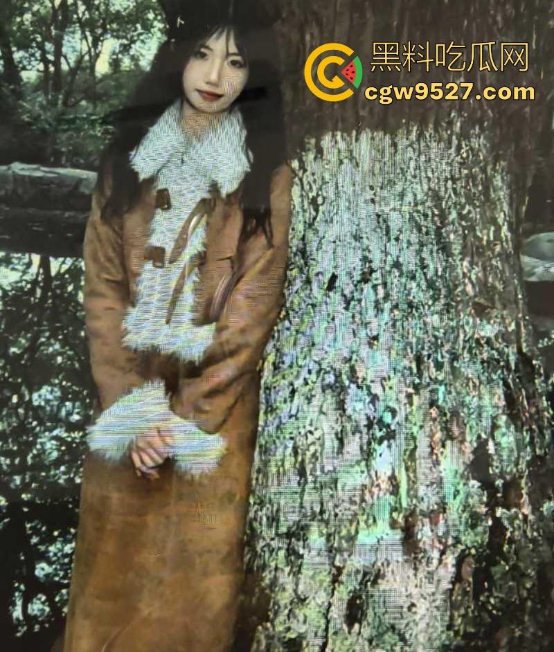 河北工商学院可爱大四学姐【胡悦】不雅视频曝光，露脸口交吞精，女上位骑乘榨精，淫靡姿态让人欲罢不能！-2