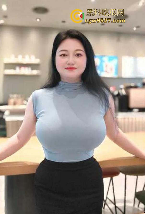 外甥趁小姨洗澡脱光闯入,被肉棒诱惑竟主动舔屌求操,后入打桩爆操,对白露骨场面超淫!-1