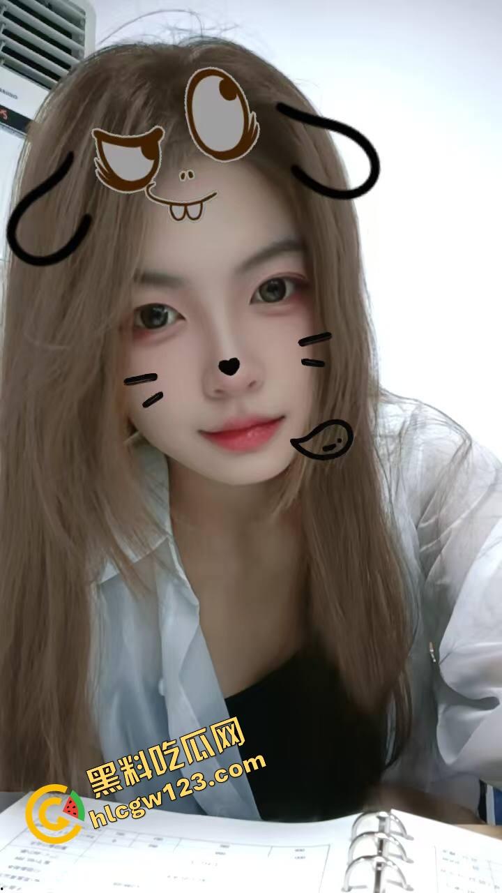 生活不过是鸡巴有得插,酒有得喝,睡懒觉没人吵,骚货主动跪着喊老公工资不涨但日子照爽!-1