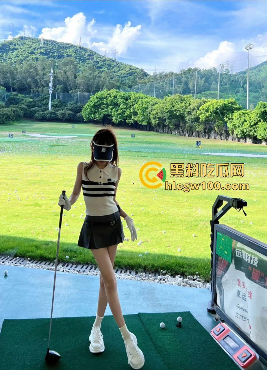 舔逼入门教程从咸咸的外皮到粉粉嫩嫩的内里,如何用舌头让她叫到腿软,直男别只知道瞎插,舔完她才真成你的人!-4