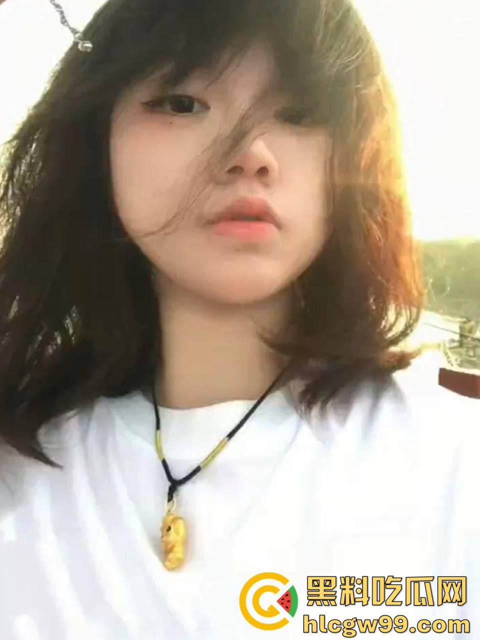 今天的飞机就打到这里了！秦皇岛清纯小妹【张念一】独特性癖好小母狗，偷穿父亲内裤自慰-22