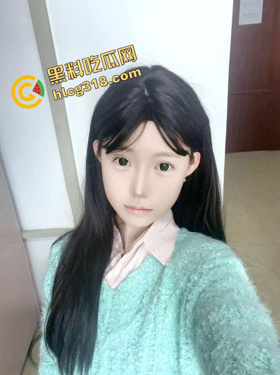 常去正规按摩店挑熟练技师,没想到这次技师小妹被我撩到神魂颠倒,冒险直接骑上我的大鸡鸡!-4