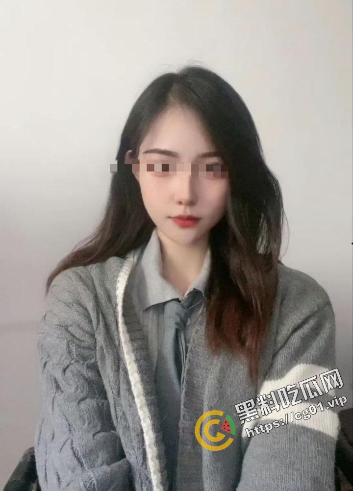 东北鹤岗 在校舞蹈生 被钱男友训成母狗 爆出不雅视频 流出-2