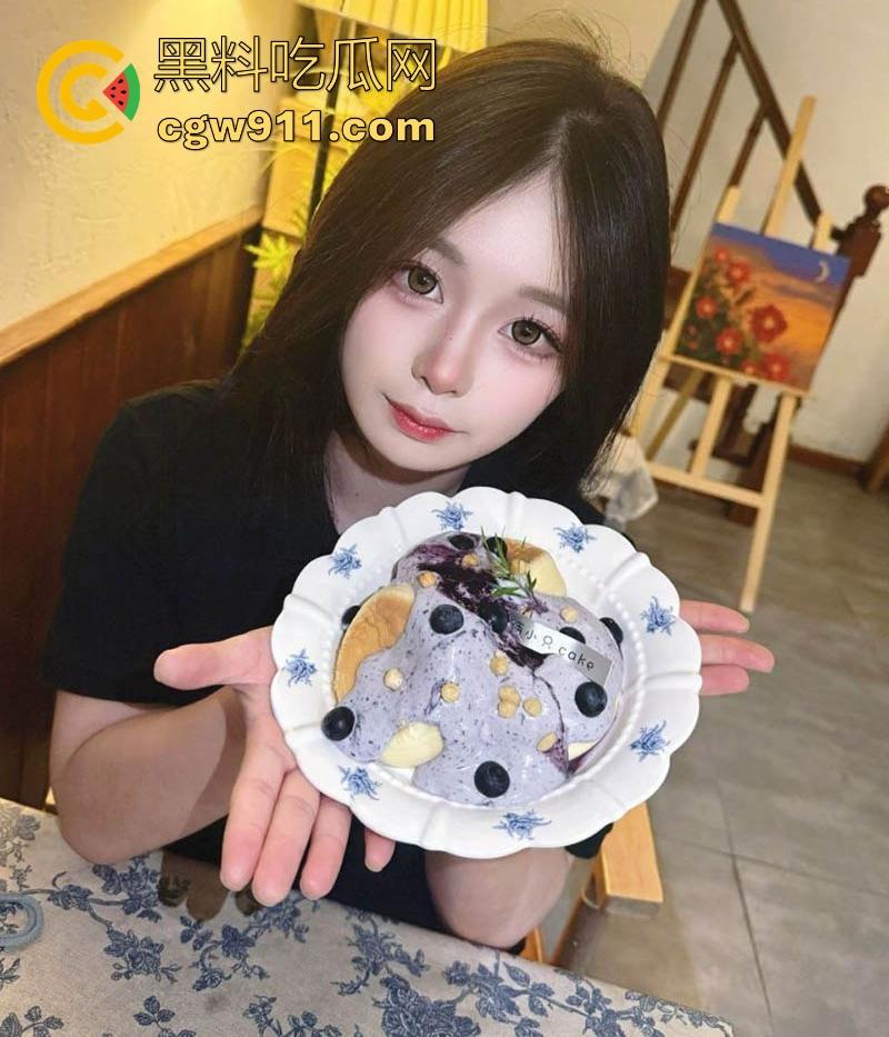 湖南反差婊【姚婷婷】重口调教视频泄露,尿尿掰逼揉奶,深入蜜穴自慰,狂揉粉嫩奶子,画面淫靡诱惑爆棚!-2