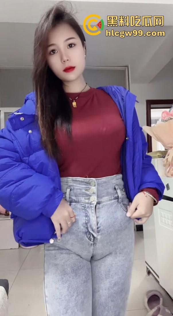 快手网红【小婊妹】明码标价200买自慰,2000线下一夜情,颜值平平还敢卖这么贵,真把自己当金逼了?-7