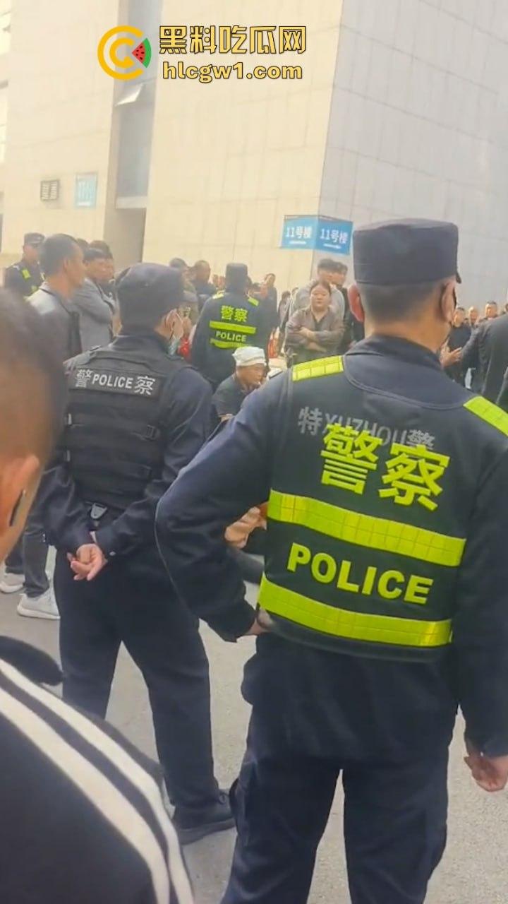 阑尾炎也能要人命?徐州二院割阑尾花费100万人还没了 人财两空家属大闹医院-7