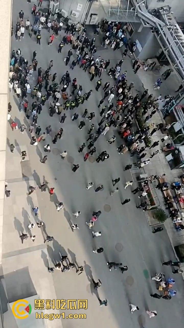 阑尾炎也能要人命?徐州二院割阑尾花费100万人还没了 人财两空家属大闹医院-10