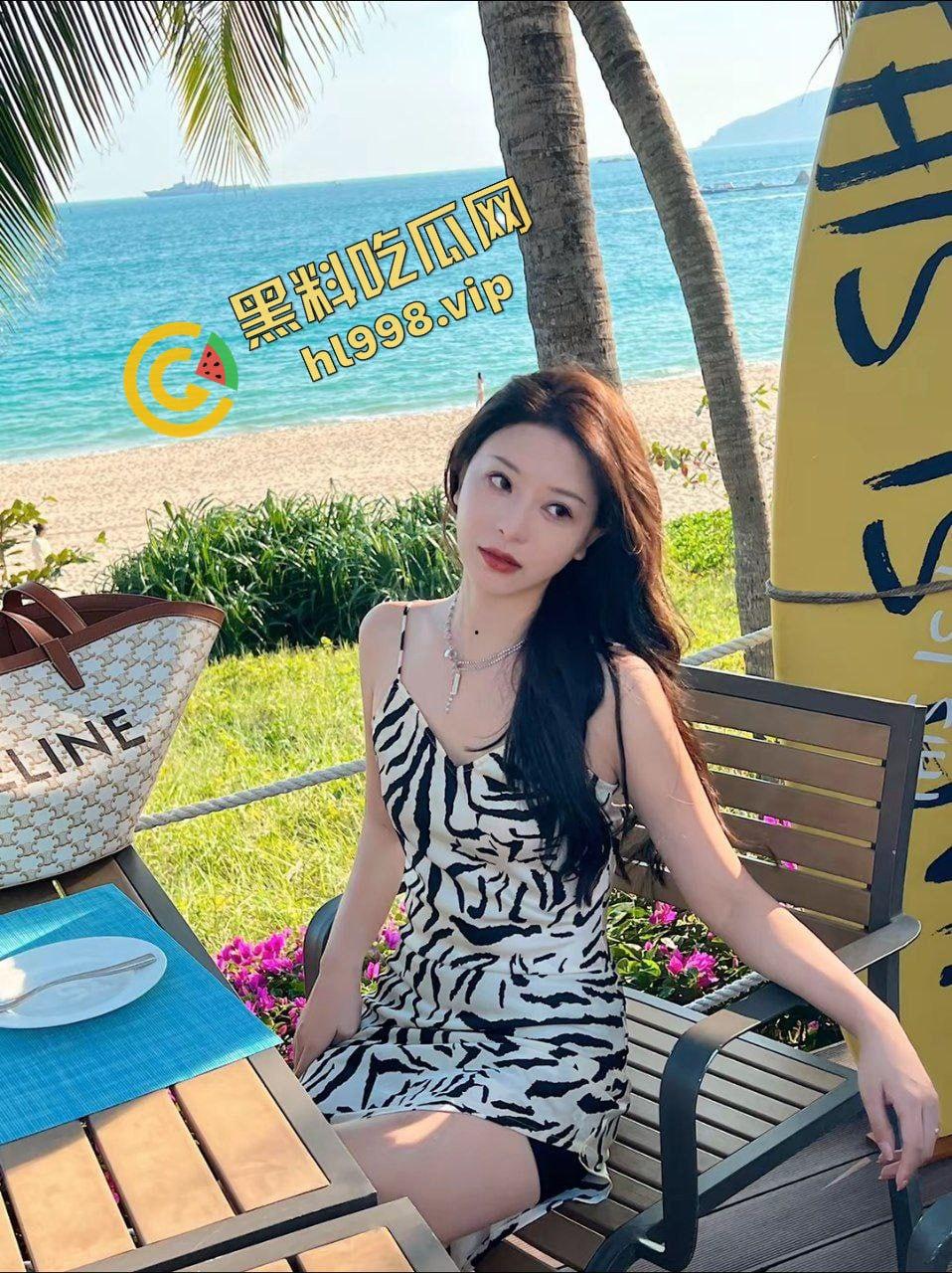 抖音风韵犹存少妇『zhuzhu』结婚前约炮大哥 最后找老实人嫁了 贱逼就该曝光 独家流出!-3