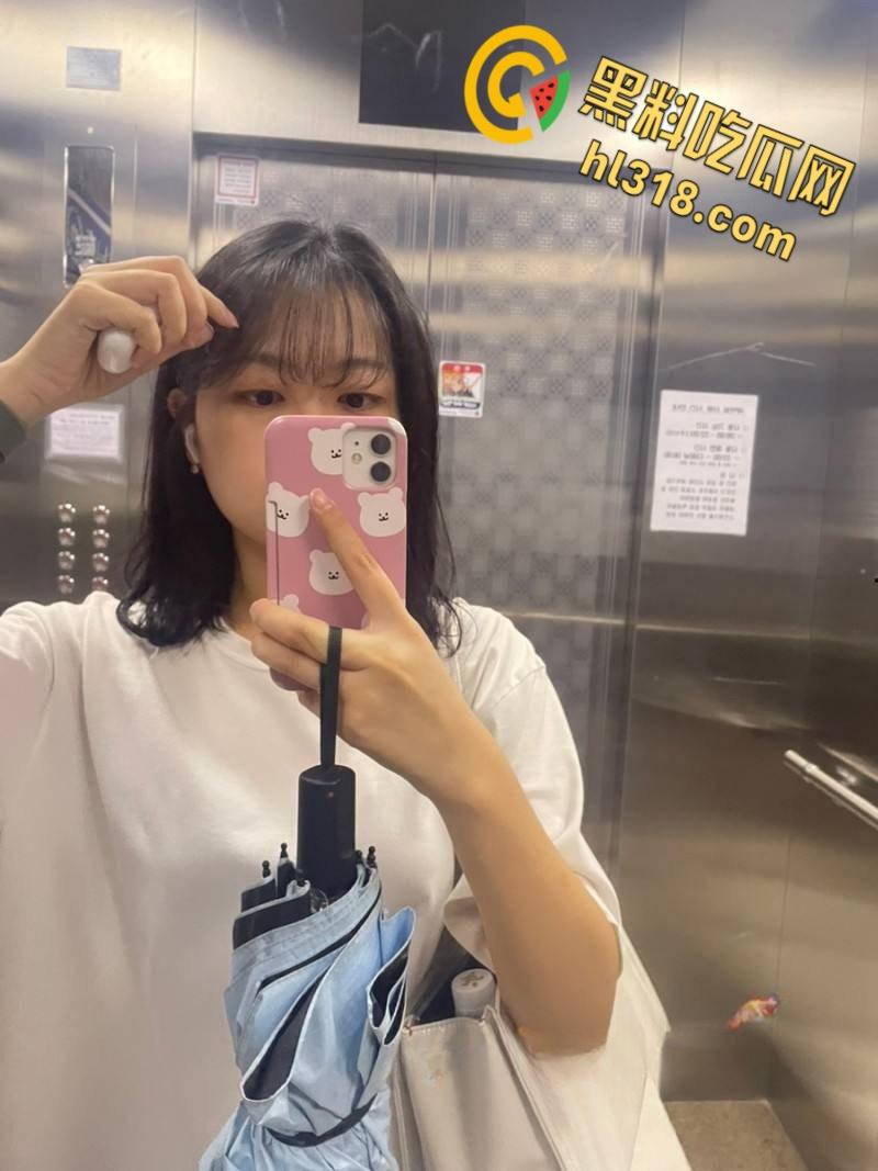 韩国极品女大学生【梨花江】,中国旅游乱情记,与多名男子激情口交,后入狂插骚逼内射 !-2