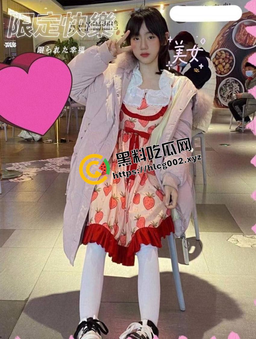 印象足拍付费流出!甜美在校学妹的美脚足交 笑起来哥哥的心都花了 赶快把大屌塞进嘴里-10