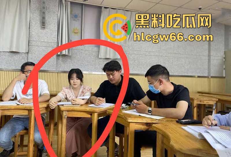 昆明先锋小学老师【缪青颖】知三当三性爱视频被曝 先进女教师竟是淫骚母狗!-6