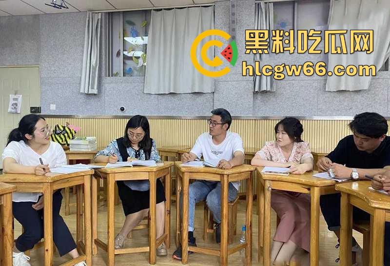 昆明先锋小学老师【缪青颖】知三当三性爱视频被曝 先进女教师竟是淫骚母狗!-8