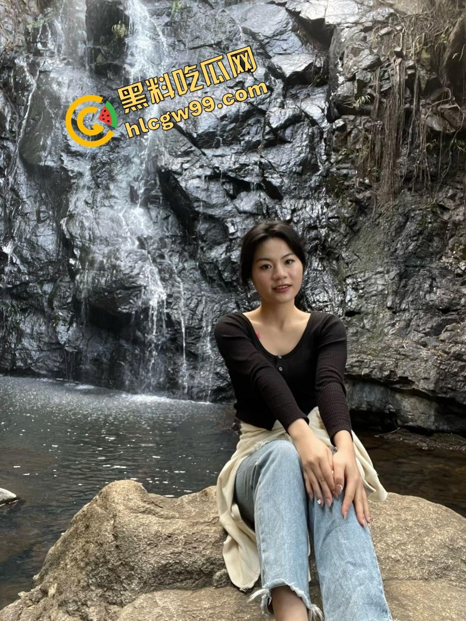 太原师范学院炮台骚母狗【谢允】与精壮男友酒店记录性爱,多体位各种爆操骚逼!独家曝光流出!-2