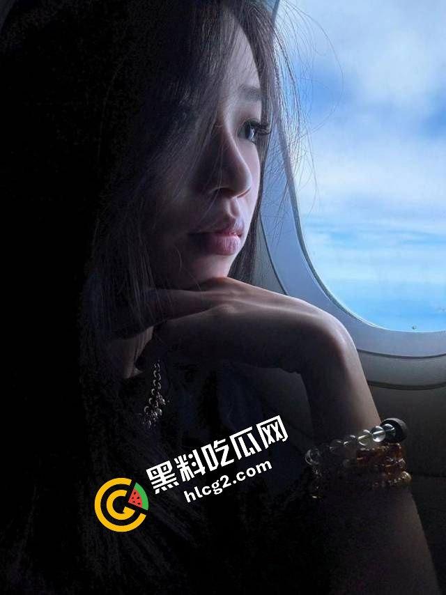 广州艺术学院反差艺术生『黄乐妍』与男友打视频裸聊自慰抠逼 酒店性爱视频被曝光-4