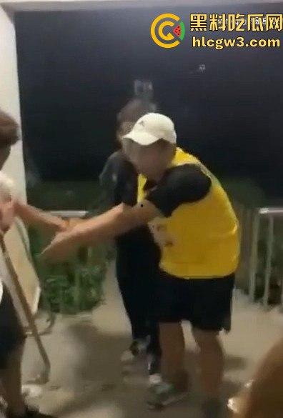 安徽校园内衣大盗现场翻车!臭袜子满地,小伙口味重,偷遍女宿舍内裤,活脱脱现代采花贼!-6