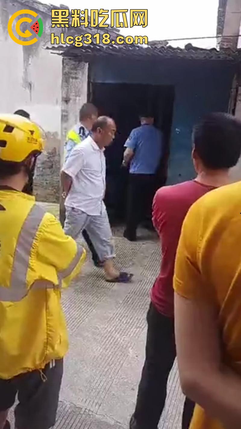 江苏吴江老猛男,70大爷火力全开,爆干妓女导致其颅内高潮,引发脑溢血当场抽搐死亡,太猛了!-3