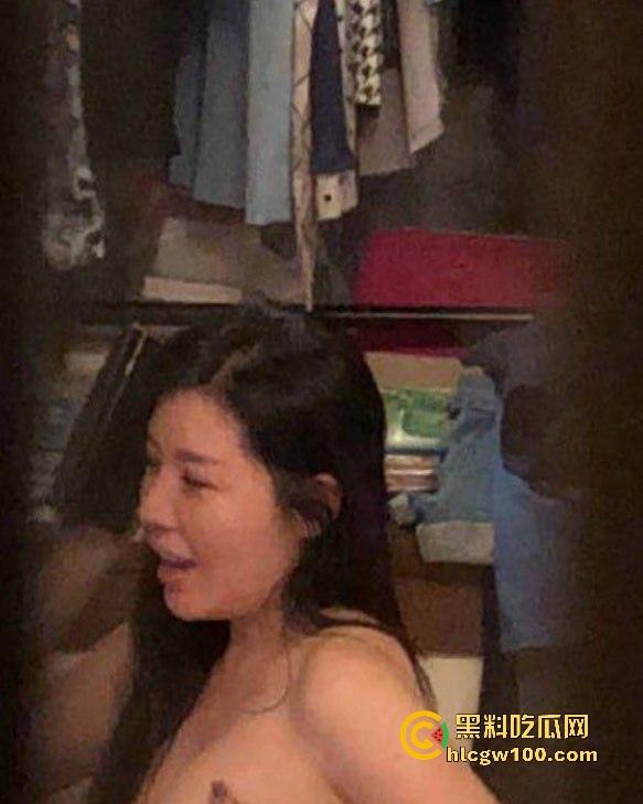 虎逼崽子偷拍亲妈裸照换王者荣耀皮肤,群里卖裸照赚零花钱,打的菜还要皮肤!-20