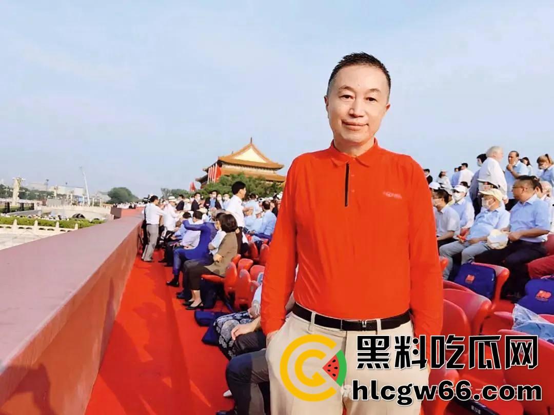 无锡马拉松直播变出轨大赏?远光软件董事长陈利浩牵手人妻边跑边秀恩爱,全国人民抖音围观奸夫淫妇!-5